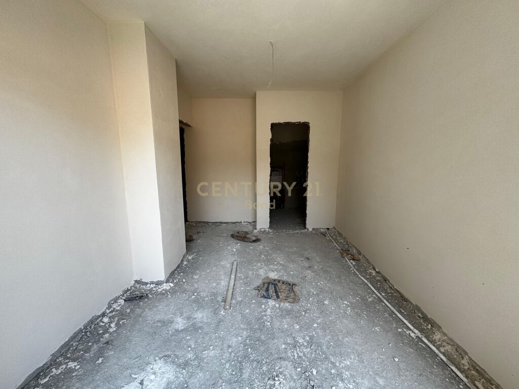 Foto e Apartment në shitje Shkolla e Kuqe, Tiranë