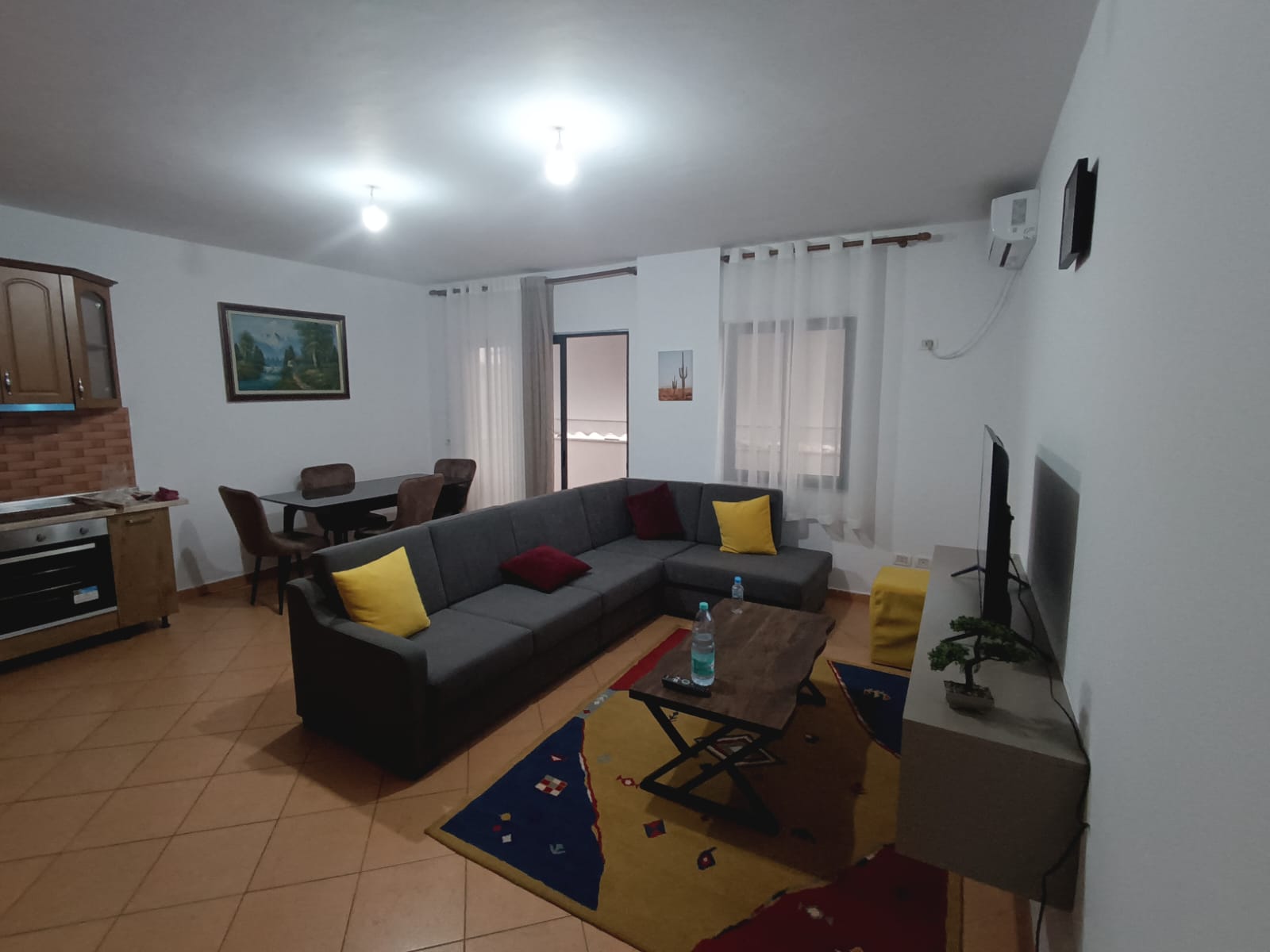 Foto e Apartment me qëra 21 Dhjetori, Tiranë