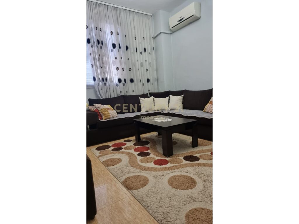 Foto e Apartment me qëra Rruga 5 Maji, Tiranë