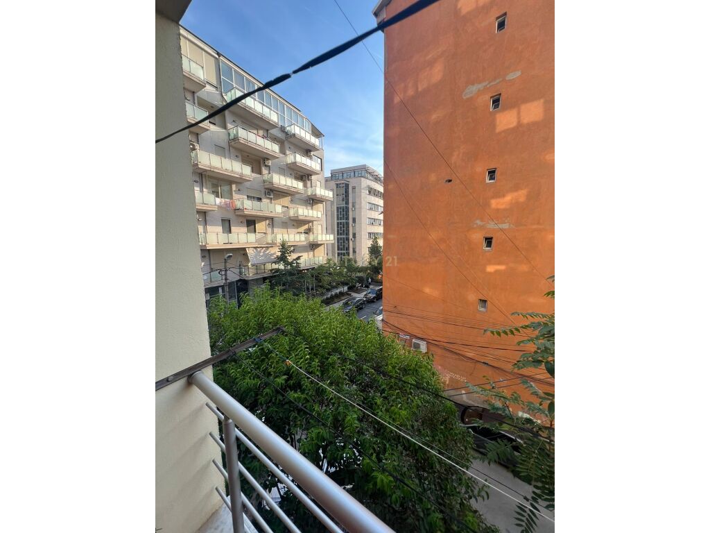 Foto e Apartment me qëra Rruga Mine Peza, Tiranë