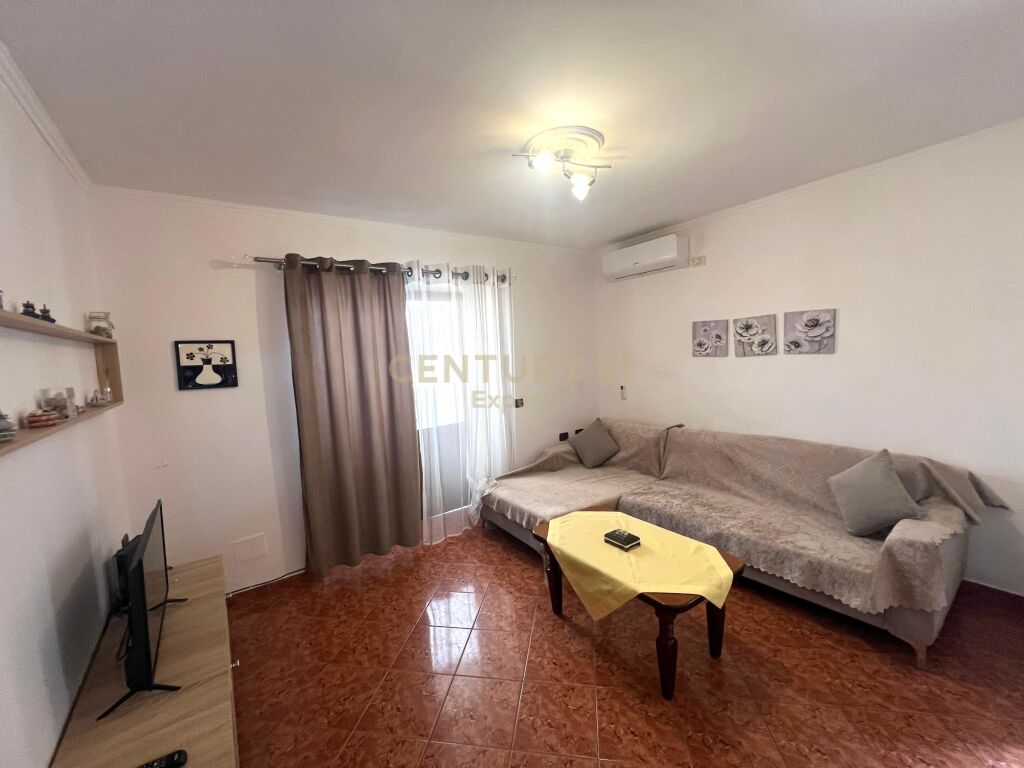 Foto e Apartment me qëra Bulevardi Vlorë-Skelë, Vlorë