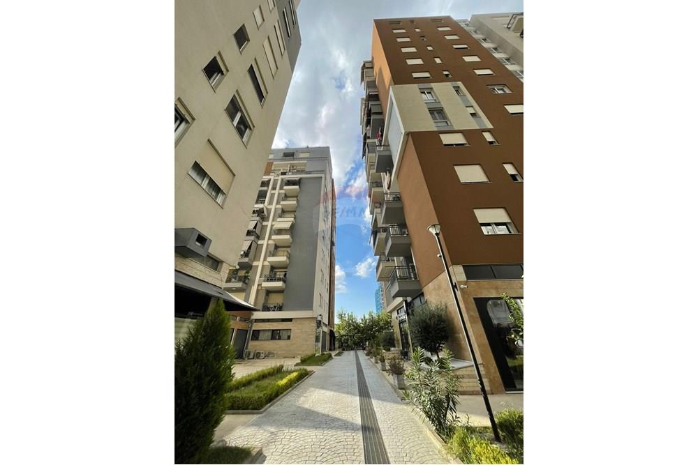 Foto e Apartment në shitje Fusha e Aviacionit, Tiranë