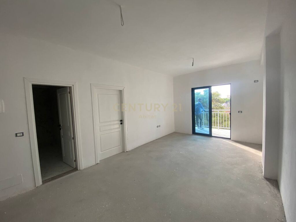 Foto e Apartment në shitje Mali i Robit, Durrës