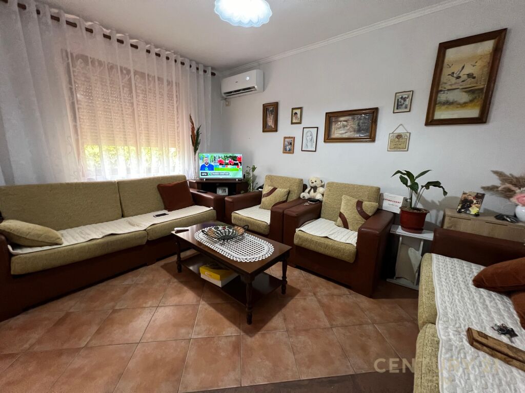 Foto e Apartment në shitje 21 dhjetori, Tiranë