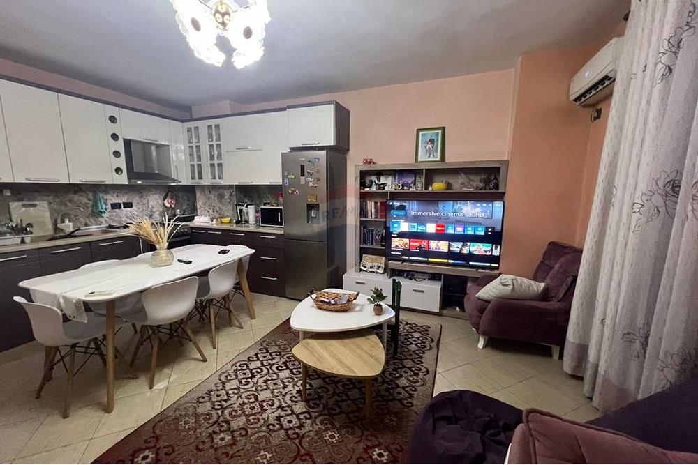 Foto e Apartment me qëra Tregu i Madh, Concord Center, Tiranë