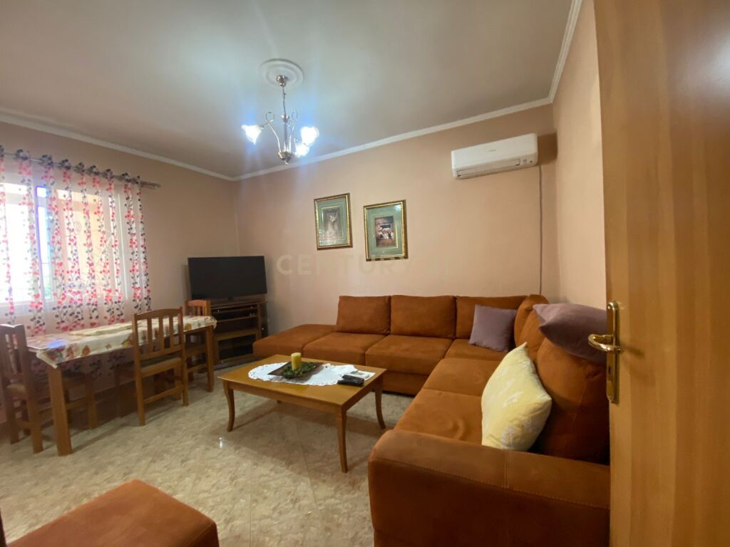 Foto e Apartment në shitje Prane Shkolles Hasan Prishtina, Varri Bamit, Tiranë