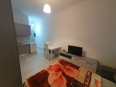 Foto e studio në shitje Ish Kombinati, Vlorë