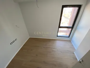 Foto e Apartment në shitje rruga e kavajes, Tiranë