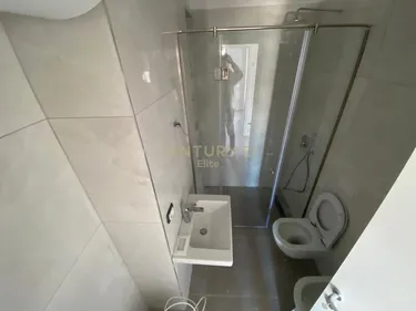 Foto e Apartment në shitje rruga e kavajes, Tiranë