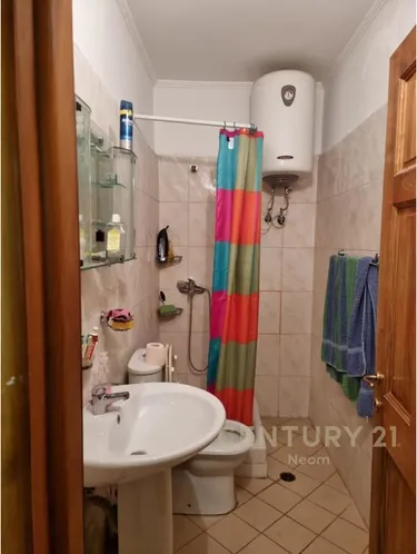 Foto e Apartment në shitje rruga kopshti zologjik, rruga peti, Tiranë