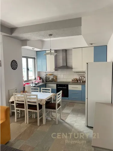 Foto e Apartment në shitje rruga peti , rruga peti, Tiranë