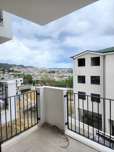 Foto e Apartment në shitje rruga liqeni i thate , rruga peti, Tiranë