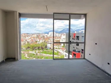 Foto e Apartment në shitje tregu elektrik, Tiranë