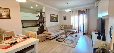 Foto e Apartment në shitje 9 kateshet , Tiranë