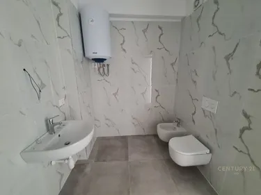 Foto e Apartment në shitje oxhaku, Tiranë