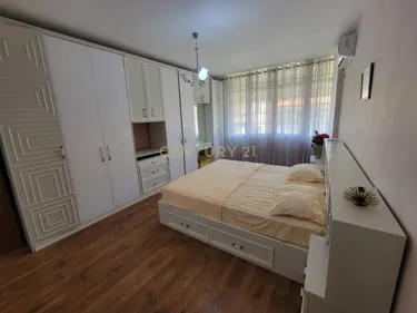 Foto e Apartment me qera Komuna e Parisit, Tiranë