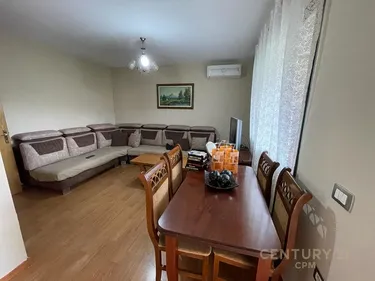 Foto e Apartment me qera Spitali QSUT (Nënë Tereza), Shkolla Andon Zako Cajupi, Tiranë