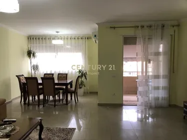 Foto e Apartment në shitje rruga don bosko , Tiranë