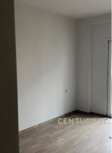 Foto e Apartment me qera Rruga e Kosovarëve, Tiranë