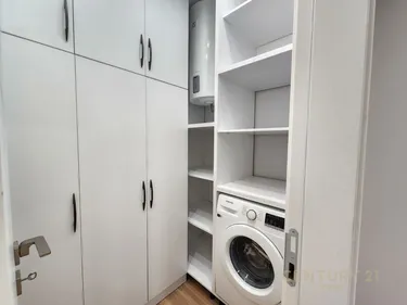 Foto e Apartment në shitje rruga komuna e parisit , Tiranë