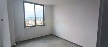 Foto e Apartment në shitje rruga tregu elektrik , Tiranë