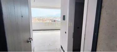 Foto e Apartment në shitje rruga tregu elektrik , Tiranë