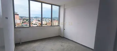 Foto e Apartment në shitje rruga tregu elektrik , Tiranë