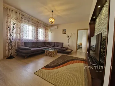 Foto e Apartment në shitje rruga e liqenit artificial , Tiranë