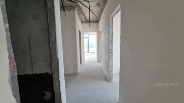 Foto e Apartment në shitje rruga liqeni artificial , Tiranë