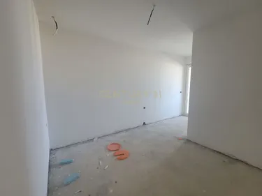 Foto e Apartment në shitje rruga e kavajes, Tiranë