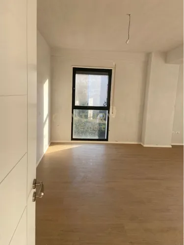 Foto e Apartment me qera rruga kongresi i manastirit , Tiranë
