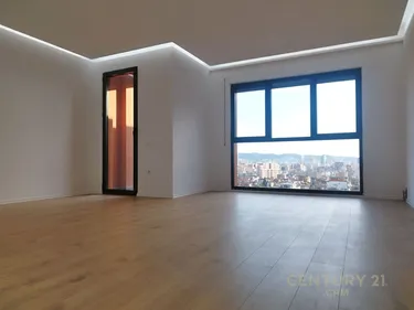 Foto e Apartment në shitje rruga kongresi i manastirit , Tiranë