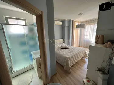 Foto e Apartment në shitje rruga tregu elektrik , Tiranë