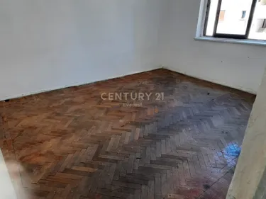 Foto e Apartment në shitje XHEKO IMPERIAL, Tiranë