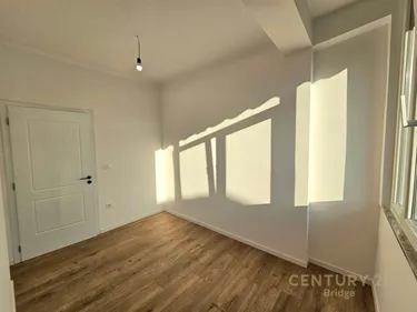 Foto e Apartment në shitje rruga 21 dhjetori, rruga 21 dhjetori , Tiranë