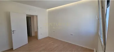 Foto e Apartment në shitje rruga sheshi skenderbej , Tiranë