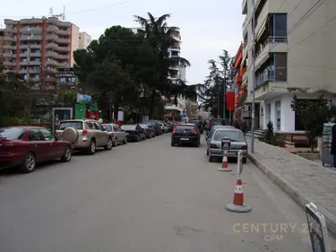 Foto e Apartment me qera Ish Blloku, Tiranë