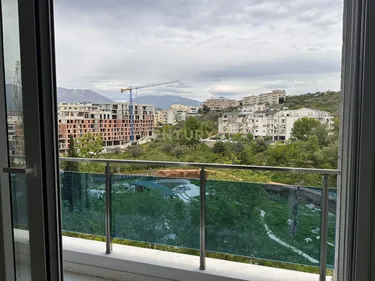 Foto e Apartment me qera Kopshti Botanik Zoologjik, Tiranë