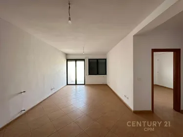 Foto e Apartment në shitje rruga kodra e diellit, Tiranë