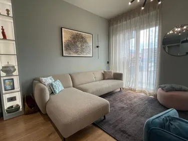 Foto e Apartment në shitje rruga komuna e parisit, Tiranë