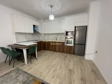 Foto e Apartment në shitje rruga komuna e parisit, Tiranë