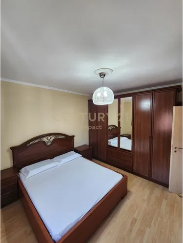 Foto e Apartment me qera rruga ish restorant durresi, Tiranë