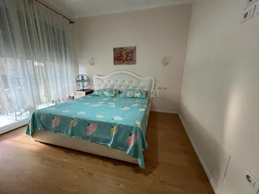 Foto e Apartment në shitje rruga 5 maj, Tiranë