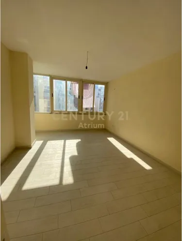 Pazari i Ri - photos