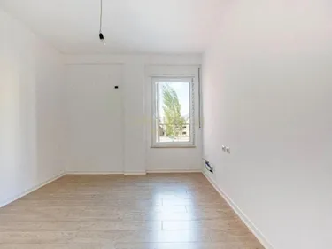 Foto e Apartment në shitje rruga elbasanit, Tiranë