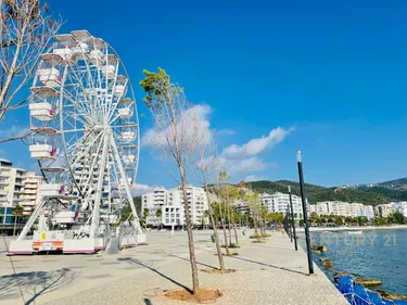 Foto e Hotel në shitje LUNGOMARE, Brezi i parë, Vlorë