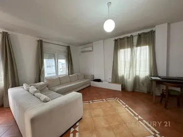 Foto e Apartment në shitje rruga oxhaku, Tiranë