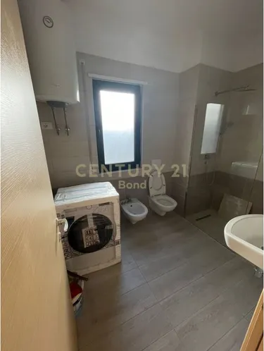 Foto e Apartment në shitje rruga astir, Tiranë