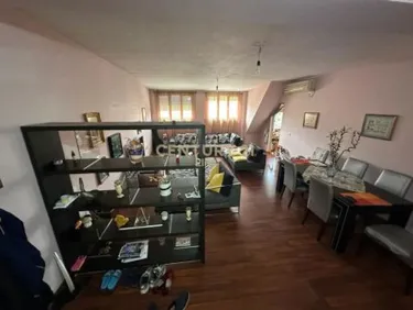 Foto e Apartment në shitje rruga komuna e parisit, Tiranë