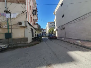 Foto e Ambient biznesi në shitje Rruga Aleksander Goga, Durrës